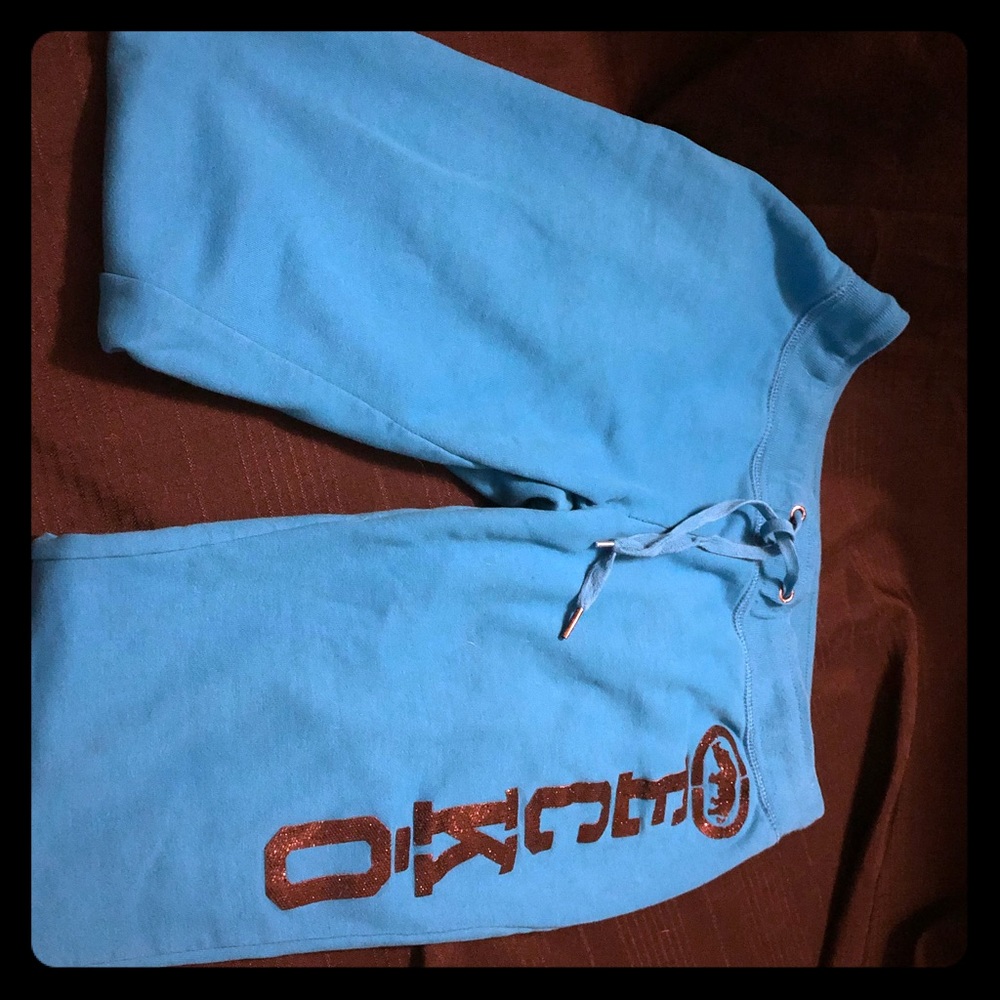 Ecko unlimited fun blue ankle crop sweats.. comfy